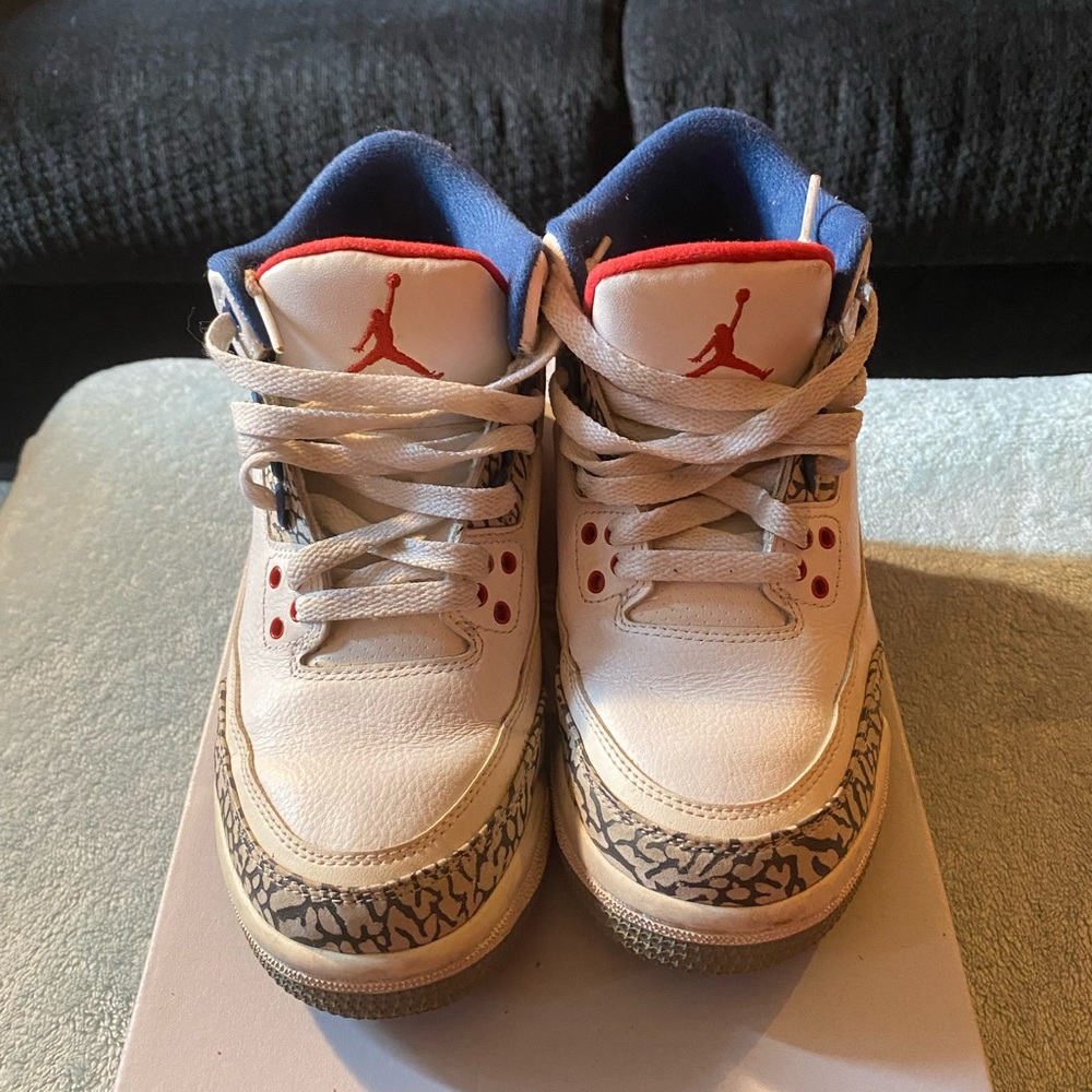 True blue Jordan 3s